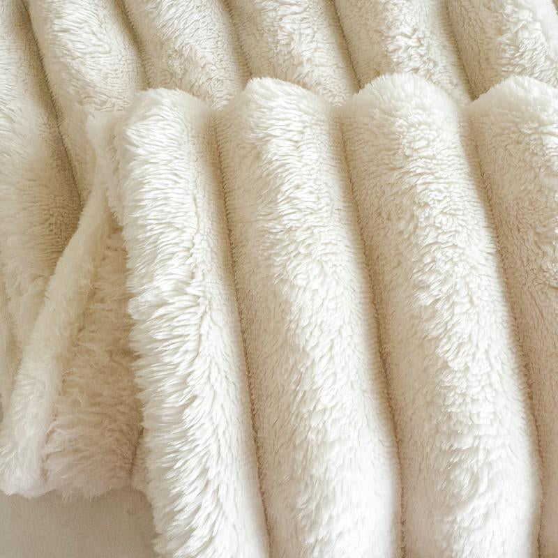 Solid Color Flannel Throw Blanket, 1 Count - Soft and Comfortable Bedding Accessory for Home, Bedroom, Sofa, and Couch