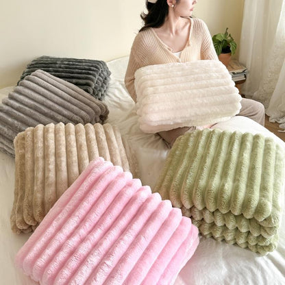 Solid Color Flannel Throw Blanket, 1 Count - Soft and Comfortable Bedding Accessory for Home, Bedroom, Sofa, and Couch